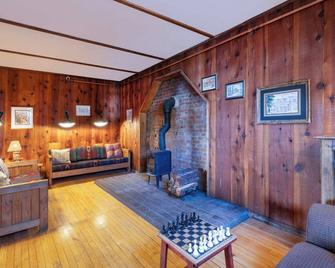 Clair Tappaan Lodge - Norden - Sala de estar
