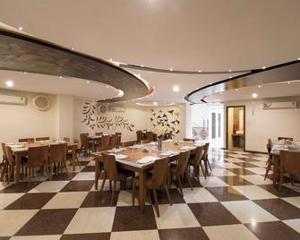 Hotel Vaikunth By Adamo - Nāthdwāra - Ristorante