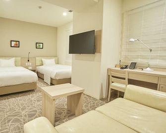 Quintessahotel Tokyohaneda Comic&books - Tokyo - Bedroom
