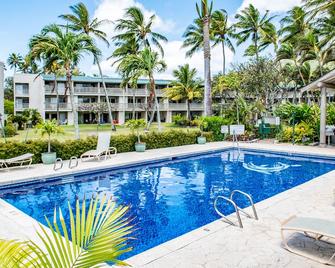 Amazing waterfront condo with ocean views, shared pool, balcony, & grill - Napili - Pool