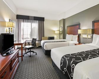 La Quinta Inn & Suites By Wyndham Dfw Airport South / Irving - Irving - Habitación