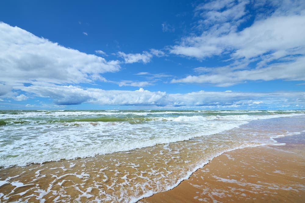 بلازا بيتش هوتل بيتش فرونت ريزورت - سانت بيتي بيتش - شاطئ