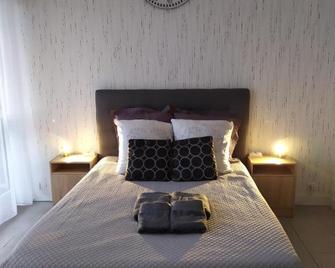 Zen attitude Appt 127 - Sens - Slaapkamer