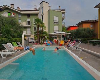 Residence Paradise - Riva del Garda - Pool