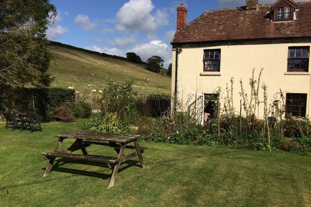 بيلهيوش فارم هاوس