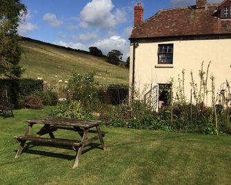 Belhuish Farmhouse - Wareham - Innenhof