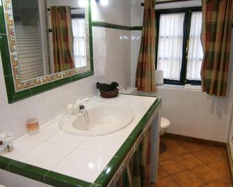 Casa dos Cregos - Bascuas - Bad