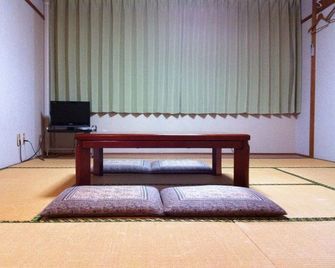 Shodoshima Olive Youth Hostel - Shodoshima