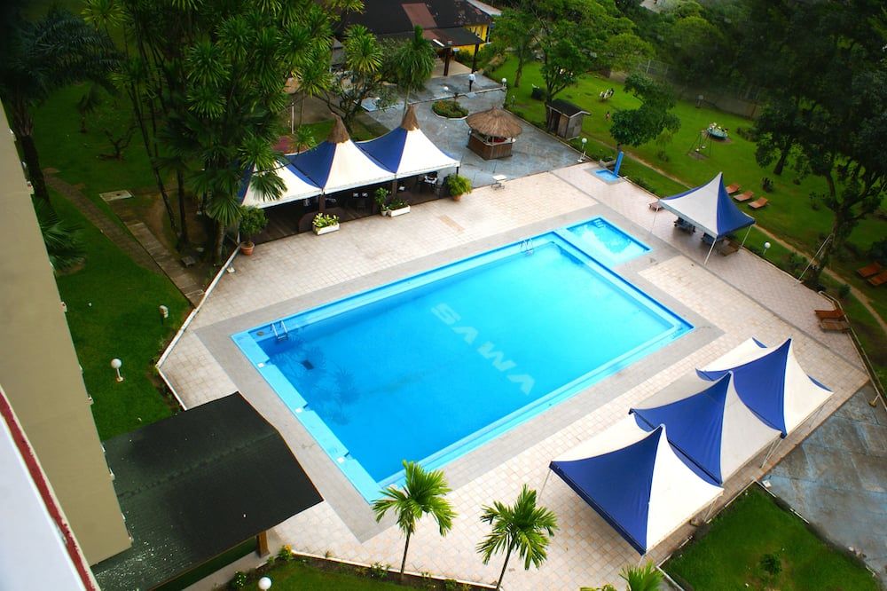 أوتل ساوا - دوالا - حوض السباحة