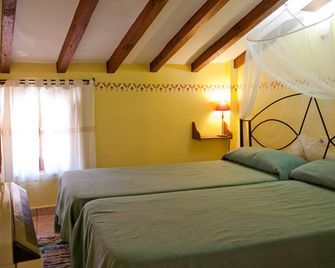 Comfortable Apartment in Robledillo de Gata with Balcony and View - Robledillo de Gata - Habitación