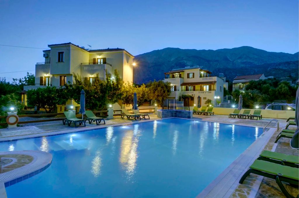 Agrilionas Hotel - Marathokampos - Zwembad