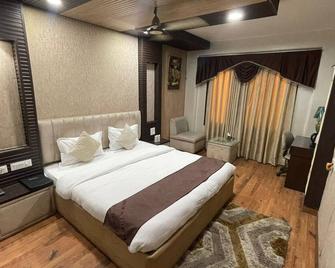 Hotel Grand Sai -Moradabad, Uttar Pradesh - Morādābād - Bedroom