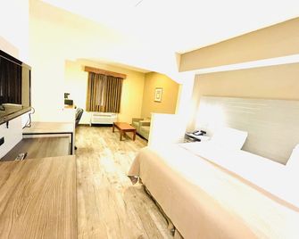 America's Best Inns Flowood - Flowood - Bedroom