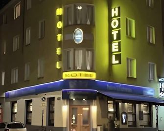 Hotel Haus Schwan Köln - Köln - Byggnad