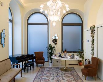 Hotel Vis à Vis - Trieste - Lobi