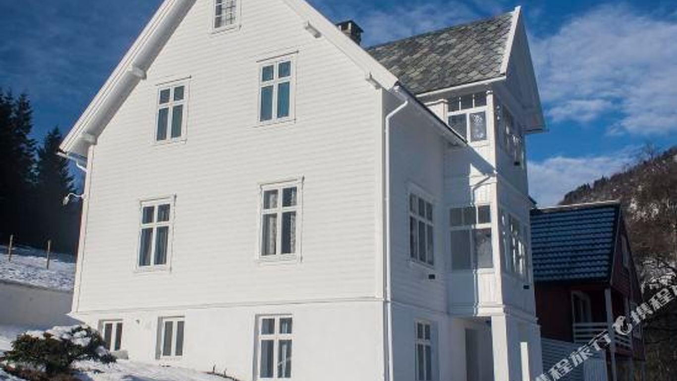 リラントゥーナ アパートメンツ ボス