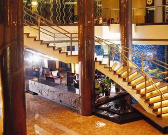 Jinglun Hotel Beijing - Beijing - Lobby