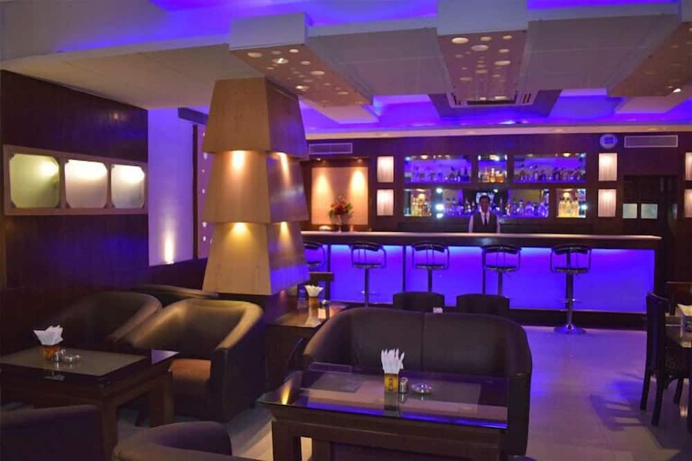 Hotel Vaibhav - ורנאסי - בר