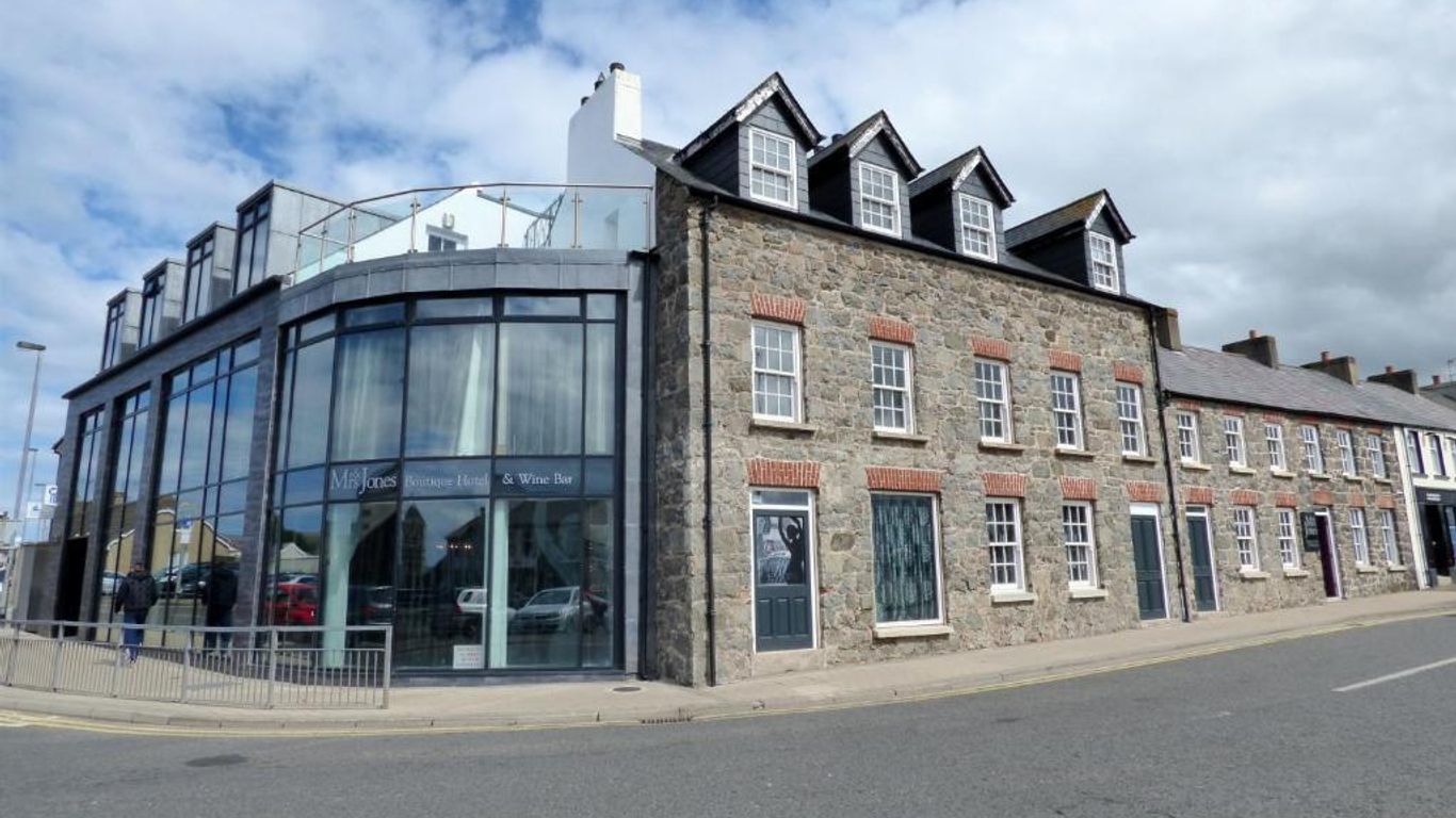 مي آند مسز جونز