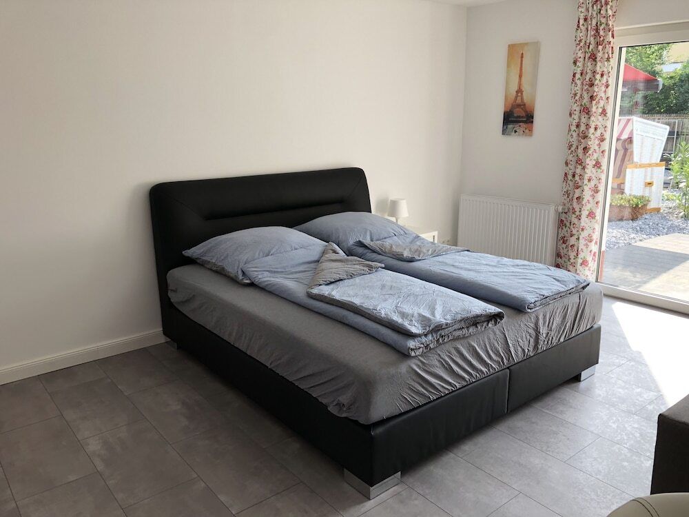 Apartment With a Smile - هانوفر - غرفة نوم