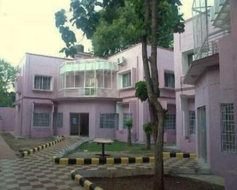 Kstdc Hotel Mayura Chalukya, Badami - Bādāmi