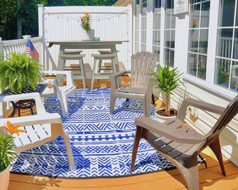 Coastal retreat close to beaches, bike trails and historic downtown Lewes - Lewes - Patio