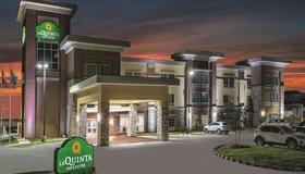 La Quinta Inn & Suites by Wyndham San Antonio by AT&T Center - San Antonio - Toà nhà