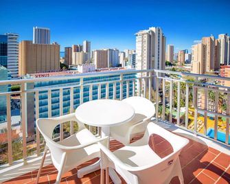 Hotel Servigroup Pueblo Benidorm - Benidorm - Balcony