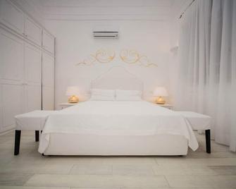 La Settima Luna Hotel - ליפארי - חדר שינה
