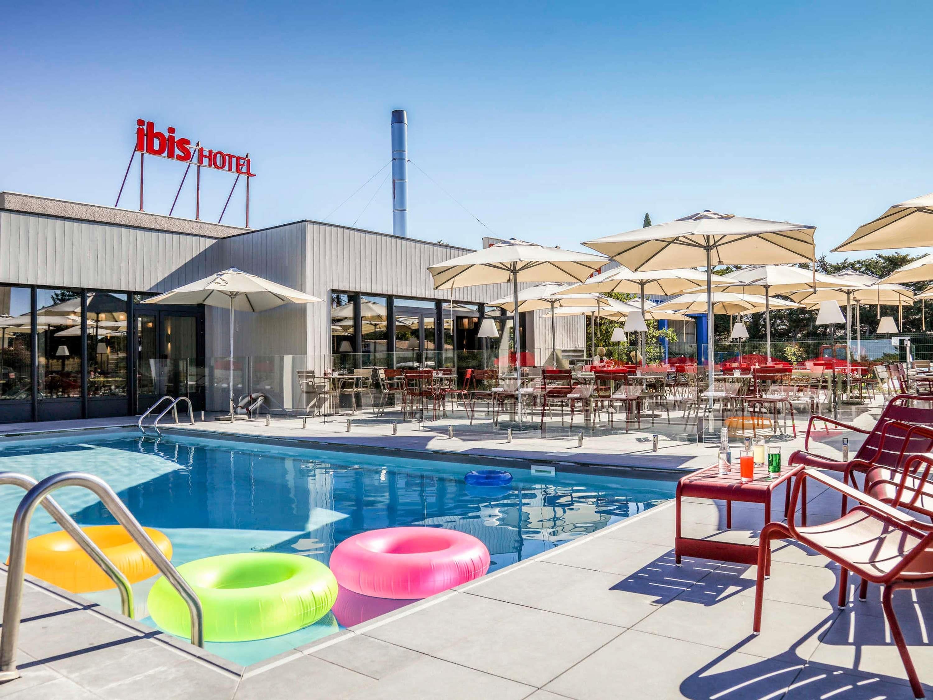 ibis Orange Centre Échangeur A7 A9 - אורנג' - בניין