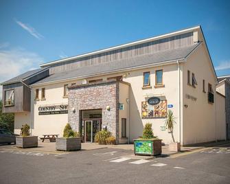 Apartment 711 - Letterfrack - sleeps 4 guests in 3 bedrooms - Letterfrack - Building