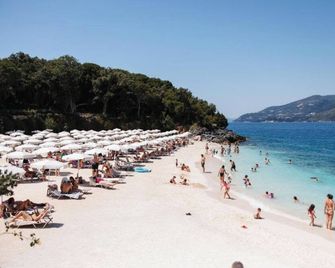 Arameras Resort - Ksamil