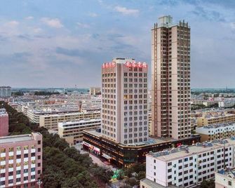 Longteng Hotel - Jiuquan - Gebouw