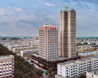 Longteng Hotel - جيوتشيوان - مبنى