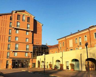 فندق ألمولينو - اناكابري - مبنى