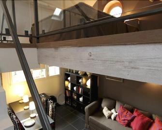 Comme une parenthèse au coeur des hortillonnages - Amiens - Schody