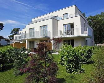 Bickbeeren Fewo Bickbeeren Barbara Whg. 1 - Ostseebad Dierhagen - Building
