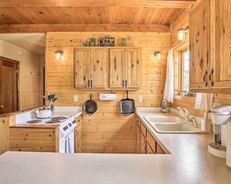 Walk to Grand Lake Historic Dtwn Cabin! - Grand Lake - Küche