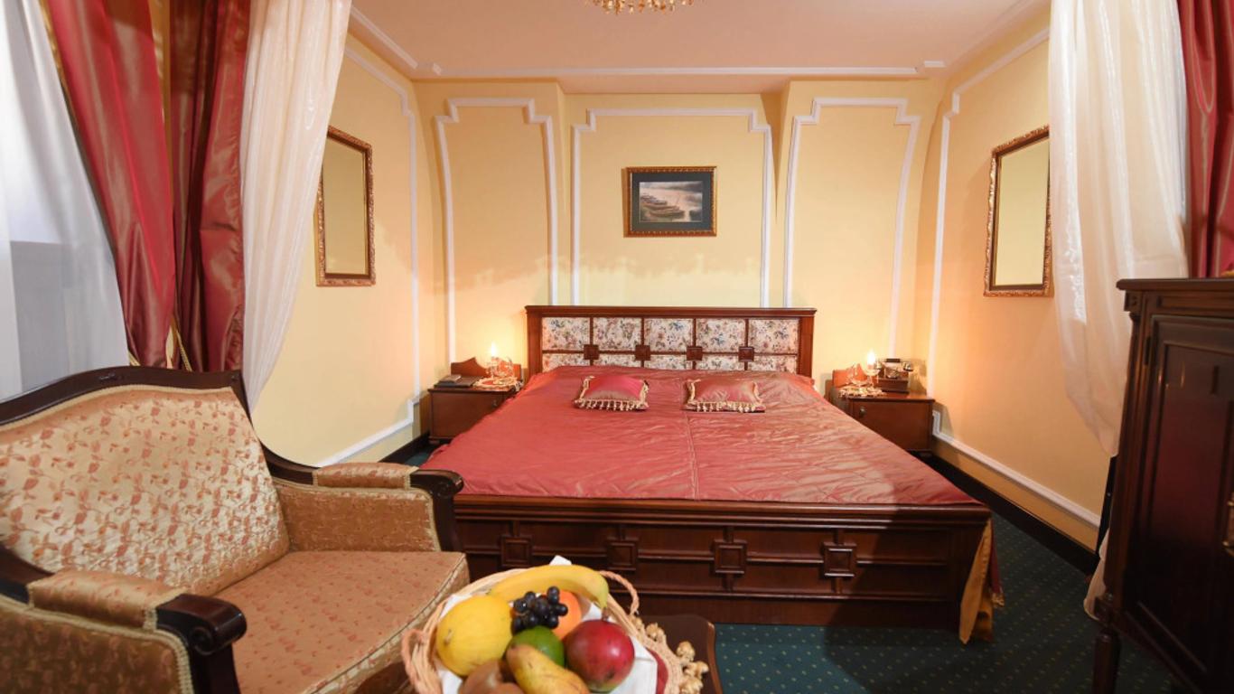 Garni Hotel Leopold I