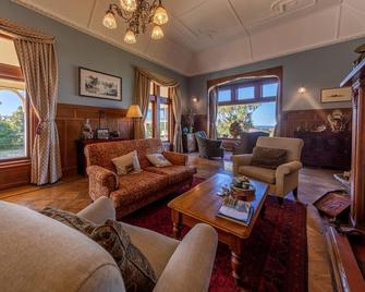 Pen-Y-Bryn Lodge - Oamaru - Living room