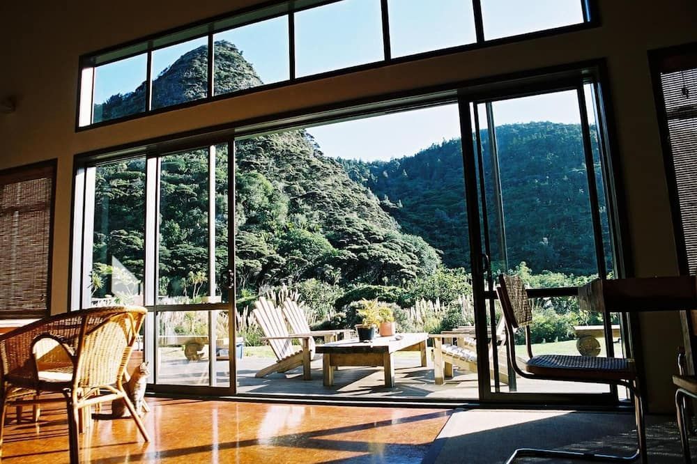 Piha Beachstay Accommodation