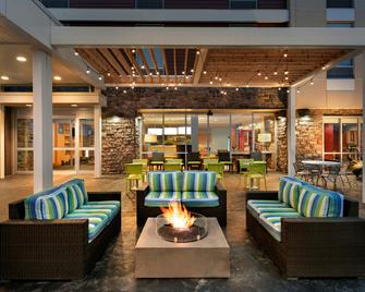 Home2 Suites by Hilton Fort St. John - Fort Saint John - Oleskelutila