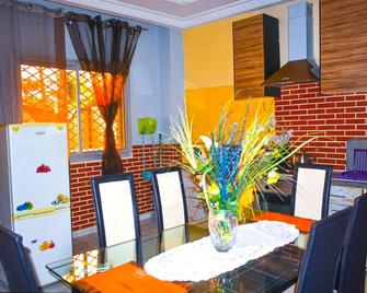 Residence Hoteliere Borel - Douala - Dining room