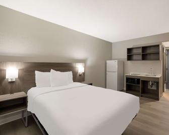 Suburban Studios Milwaukee Airport - Milwaukee - Bedroom