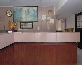 Lumut Villa Inn - Lumut - Front desk