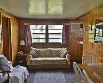 Lake Ida Beach Resort - Winter Haven - Sala