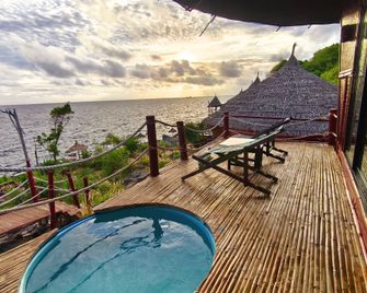 Paree Hut Resort - Chonburi - Balkon