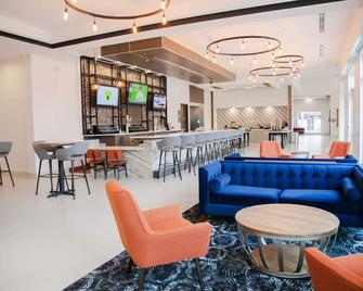 Hilton Garden Inn Tampa Suncoast Parkway - Lutz - Бар