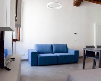 Casa degli Scacchi - Mantua - Wohnzimmer