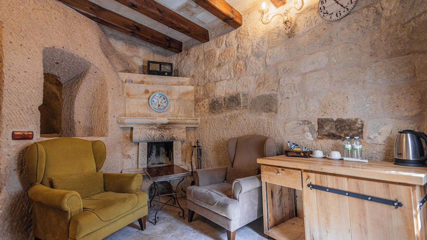 The Dorm Cave By Travellers